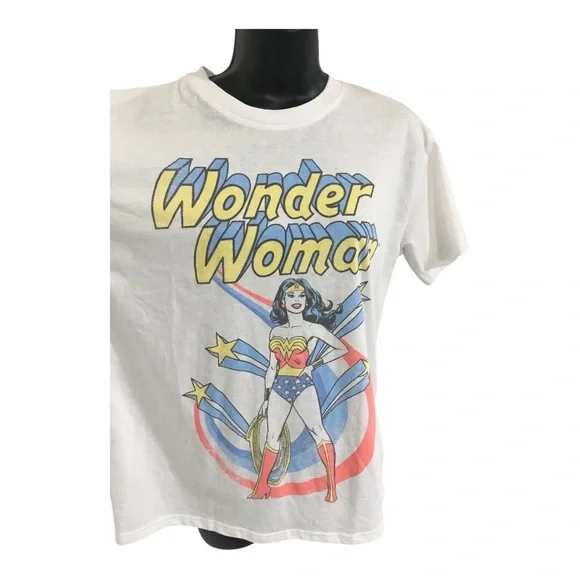 Wonder Woman graphic print image t-shirt size large brand new - Picture 5 of 9